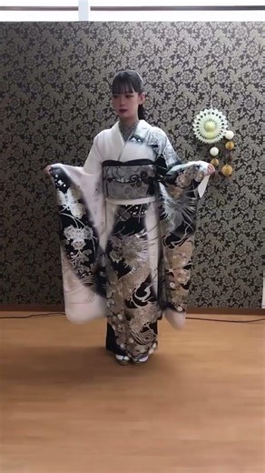 当店の代表振袖のひとつ、ドラゴン振袖🐉✨