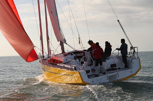 35 ft sailboat: RM 1070 , fast and modern sailing yacht