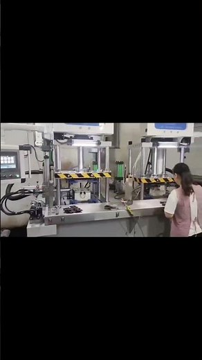 Double-station hydraulic wax injection machine with clamping forces of 16T, 20T, and 25T