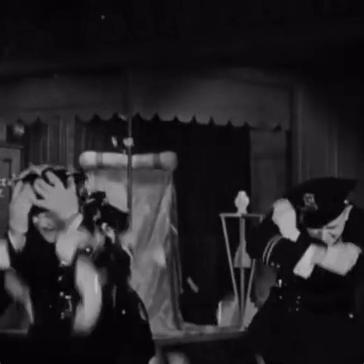 Laurel and Hardy in ‘The Midnight Patrol’ (1933) #laurelandhardy #stanlaurel #oliverhardy #stanandollie #hollywood #foryou #fyp #fypシ #themidnightpatrol | Classic Comedy