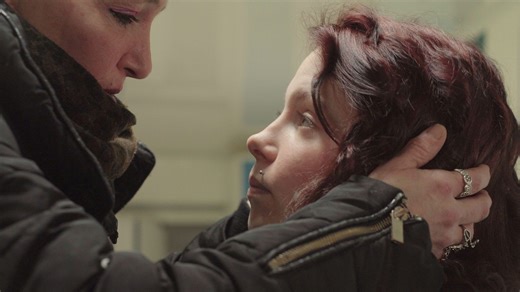 Documentaire : 'Pour se revoir', comment reconstruire le lien familial ? - RTBF Actus