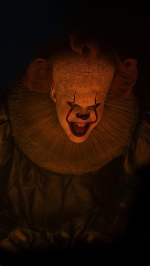 Docthor on Instagram: "Penny walk ‘em down Wise 🎈 Banger episode- finally, Bill Skarsgård returns as Pennywise the Dancing Clown. #ITWELCOMETODERRY on @jiohotstar"