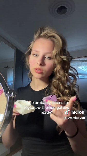 Korean Makeup Inspired by K-Hits and Taylor Swift