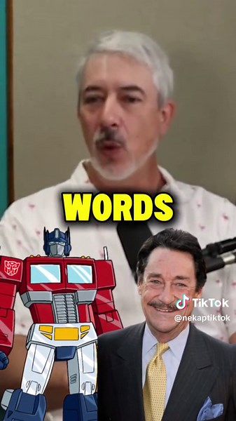 @Alicyn Packard VOICE ACTOR 🎙 sure does GREAT interviews on her podcast! #VoiceActor #OptimusPrime #Transformers #RobotsInDisguise #fyp