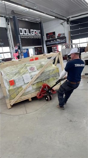 Swapping out the SCM slide saw and upgrading to the ‪@FELDERGROUPTV‬ K945S!