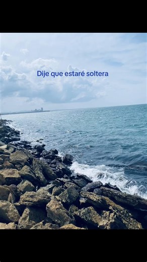 Dekko: Dije que Estaré Soltera (Letra y Significado)