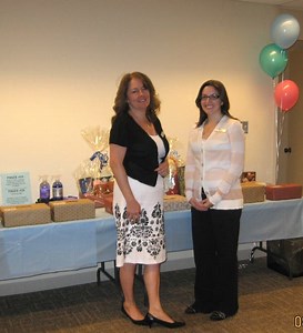 Library Puts a Bow on Adult Summer Reading Club