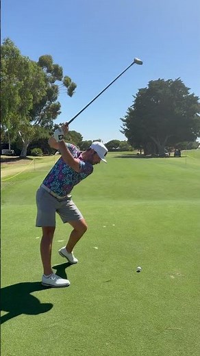 3 Holes in 54 Seconds w/ Mathew Wolf in Adelaide #golf