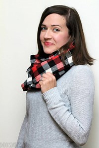 25 Ways To Make A Scarf (Free DIY Scarf Patterns)