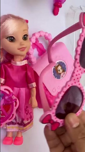 Doll beauty kit unboxing