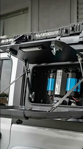 💪 Jeep Wrangler Rear Window Storage Boxes – ARB Compressor + Recovery Gear Setup! 🔧