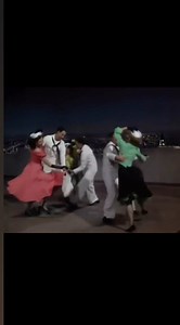 9.1K views · 421 reactions | Hoy de sábados diferentes tenemos a Vera-Ellen, Gene Kelly, Frank Sinatra, Ann Miller, Jules Munshin y Betty Garrett en la película On the Town, 1949. Buen sábado de danza!! Fuente: thegreatveraellen | Ballet del Occidente | Facebook