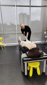 CLM TIT TAR Awareness Day. Master Chris Leong Performed TIT TAR Method to his fans and give awareness to others at Jakarta Branch Kelapa Gading (Part4) 01/12/2025 CLM Jakarta Selatan – SCBD & Kelapa Gading For appointments and more info: 📱 WA 1: wa.me/628111388266 😁😊🇲🇾😘🥳😄😗 Interested in Private Events, Ambassador Opportunities, or Business Proposals? For more information or to book a slot with Master Chris Leong , contact us at : 📱 60 14 3333 039 https://wa.link/o8fi4e 🗺 Landmark: Loo