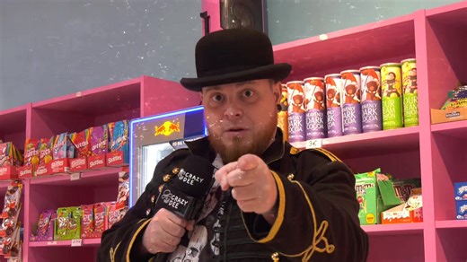 GEMMA WRESTLING GEMMA LUGNER ! Am 07.03.2026 findet in der Lugner City die LUGNER CITY CATCH TROPHY – 2026 statt ! Und genau deshalb habe ich mich auf den Weg gemacht um vor Ort mal nachzusehen ob ich nicht schon jetzt den ein oder anderen Wrestler von Prater Catchen treffe ...... um Ihm gleich mal herauszufordern natürlich....... Und weil sich natürlich alle verstecken wenn the one and only CRAZY DEE kommt, habe ich natürlich niemanden finden können und mir blieb nichts anderes übrig als die ei