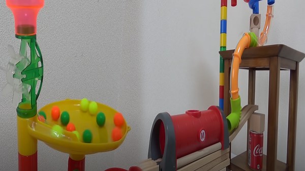 Colorful Marbles Race in Tunnels and Wooden Tracks