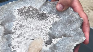 100K views · 2.8K reactions | #Monster #white #chalcedony #quartz #geode #opening with a #pink #calcite #pyrite #aragonite #mineral #geodeopening #keokuk #keokukgeode #fabulous #Missouri | KeokukGeodes | Facebook