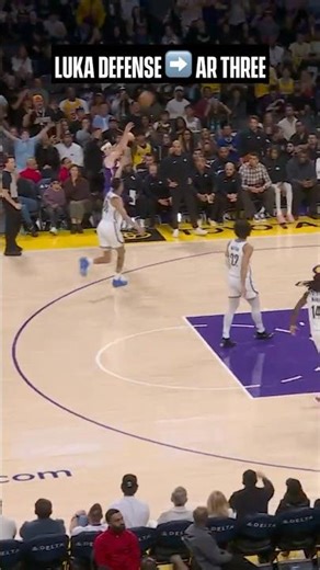 BIG-TIME play from Luka and Austin #lakers