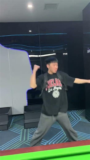 Backpack Catch Challenge: The Ultimate Billiards Trick