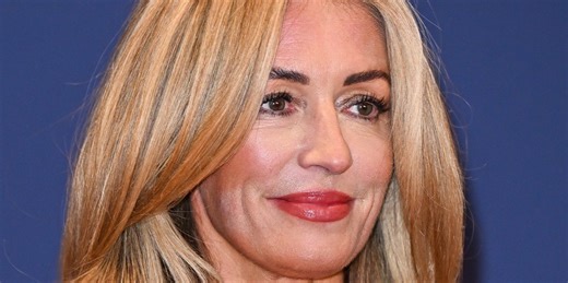 Cat Deeley stuns in winter's trending jumper on This Morning – and it's from a high-street sleeper hit