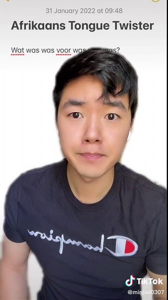 #greenscreen Korean tries Afrikaans tongue twisters #afrikaanscomedy #afrikaanstiktoks #southafrica