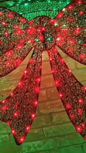 "🎄 Pre-lit Large Christmas Wreath – Light Up the Night with Holiday Magic! Make your home the merriest on the block with this stunning 60-inch outdoor wreath, pre-decorated with 400 warm white LEDs and a classic red bow. 🌟 Why It’s a Holiday Must-Have: ✅ 60-Inch Grand Size – Makes a statement on any door, garage, or balcony ✅ 400 Warm White LEDs – Pre-lit and ready to glow right out of the box ✅ Remote Control & Timer – Easy to operate from inside; 6H ON / 18H OFF auto cycle ✅ All-Weather Dura