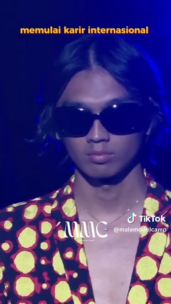 malemodelcamp (@malemodelcamp)’s videos with suara asli - malemodelcamp
