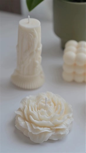 The process of making soy wax candles 🕯️ #diy #bts #craft #handmade #candle