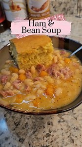 The Craftologist on Instagram: "Ham & Bean Soup Recipe 🥣 1 lb dried beans of choice, 2 tbsp olive oil, 1 tbsp butter, 1 small onion (diced), 1 tbsp minced garlic, 2 cups carrots (chopped), leftover ham bone, 2 cups chopped leftover ham, 2 tsp onion powder, 1 bay leaf, 2 spring of thyme, 4 cups chicken broth, 4 cups water. Bring to a boil, reduce heat and simmer for 3 hours with your lid cracked. Stir occasionally. Remove thyme sprigs, bay leaf and ham bone before serving."