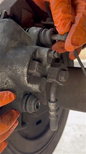 1995-2001 Ford F-150 Parking Brakes Replacement @ElmoMotorWorks