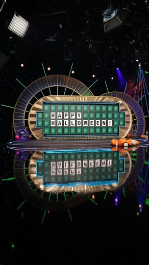 Wheel of Fortune (but make it 👻 spooky 👻) #wheeloffortune #halloweenset | Wheel of Fortune