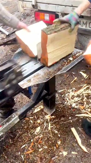 Best Log Splitter #firewood