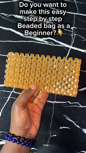 WATCH FULL TUTORIAL ON HOW TO MAKE THIS SIMPLE BEADED BAG HERE👇 #beadingforbeginners #diy