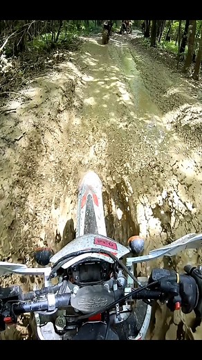 376K views · 8.2K reactions | Making our way through some slimy mud holes during a dual sport ride! #yamaha #yz450 #yz450f #yz450fx #yamahayz450fx #bigwheel #bigwheels #dualsport #dualsportlife #dualsportadv #beta #beta350rrs #350rrs | Smightification | Facebook