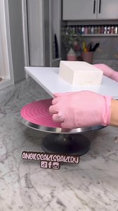 Present made of cake✨ #cakedecorator #Christmas #christmaseve #present #isitcake #bow #wrappinggifts #christmas2024 #cake #cakedecorating | Angie's Cake's Bakery, LLC