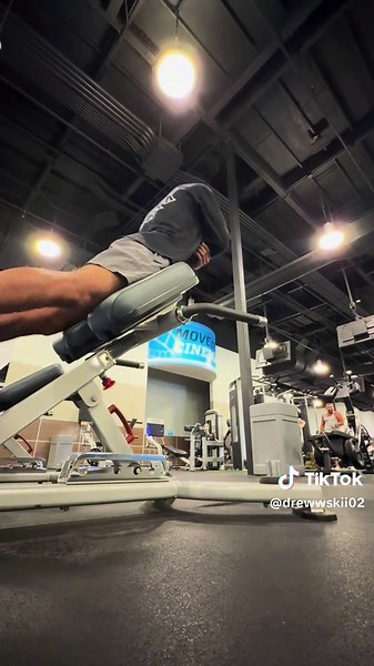 Posterior Chain training Want more power and fewer injuries? Strengthen your lower back, glutes, hamstrings, and calves — the key to a strong posterior chain #gym #injuryprevention #gymtok #strengthandconditioning