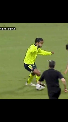 When Ronaldinho Played in God Mode