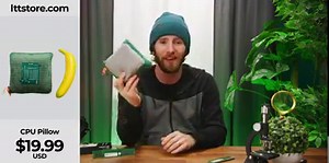 It’s possible to use ECC server RAM inside of your regular desktop computer at home, but is it something you SHOULD do? | Linus Tech Tips