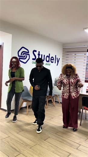 Bon en conclusion il nya que @🌸MYLÉNA 🌸 qui gère l’affaire ci… @L’Agent P💕 laissons tomber 😪 #viralvideotiktok #studely #dansetiktok #creatorsearchinsight