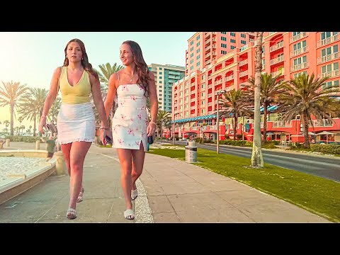 Clearwater Beach Florida Pier 60 at Sunset. Spring Break. Walking Tour. Live cam 4K
