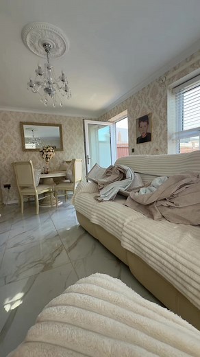 Gypsy Home Decor: Traveller Style for Council Houses