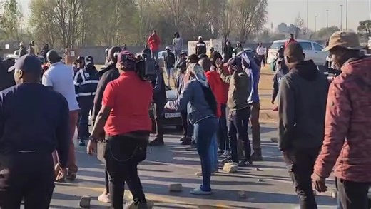 10K views · 132 reactions | Taxi drivers being prevented from operating in the Maponya Mall area. Community says they have been fighting with e-hailing drivers. | Captain Sabc Livhu Online TV | Facebook