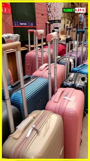 মার্কেট থেকে কম দামে বিদেশি লাগে | ৫০ বছরেও বেশি সময় ধরে এই মার্কেট 🛩🧳🧳#MarketLive #OnlineShopping