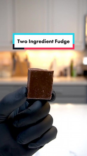 Easy Two-Ingredient Reese's Fudge Recipe