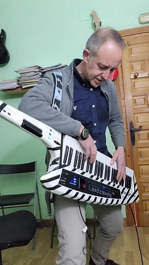 Epic Master of Puppets Keytar Cover