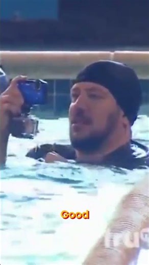 Underwater Fun: Hilarious Water Splash Challenge! #shorts