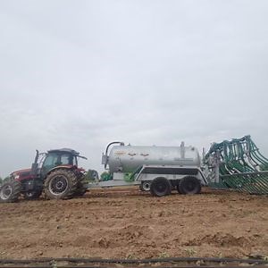 [Hot Item] Advanced Double Auger Vertical Liquid Manure Spreader Chain System for Fertilizer Sawdust