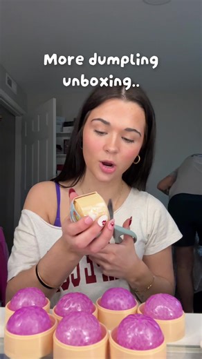 Dumpling Unboxing Adventure: Fun with Colors