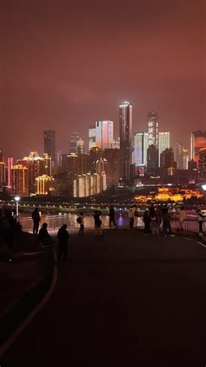 只有一次和无数次的城市#城市夜景 #航拍 #山城 #重庆
