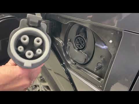 Charging the RZ 450e