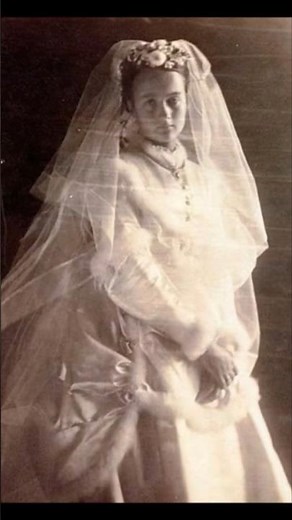 Brides in 1860s Part 2 👰‍♀️|| Victorian era || 19th century fashion || #history #shorts #wedding
